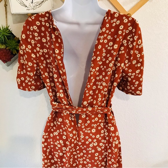 Madewell Floral Wrap Front V Neck Romper Sz 4 - Picture 7 of 10